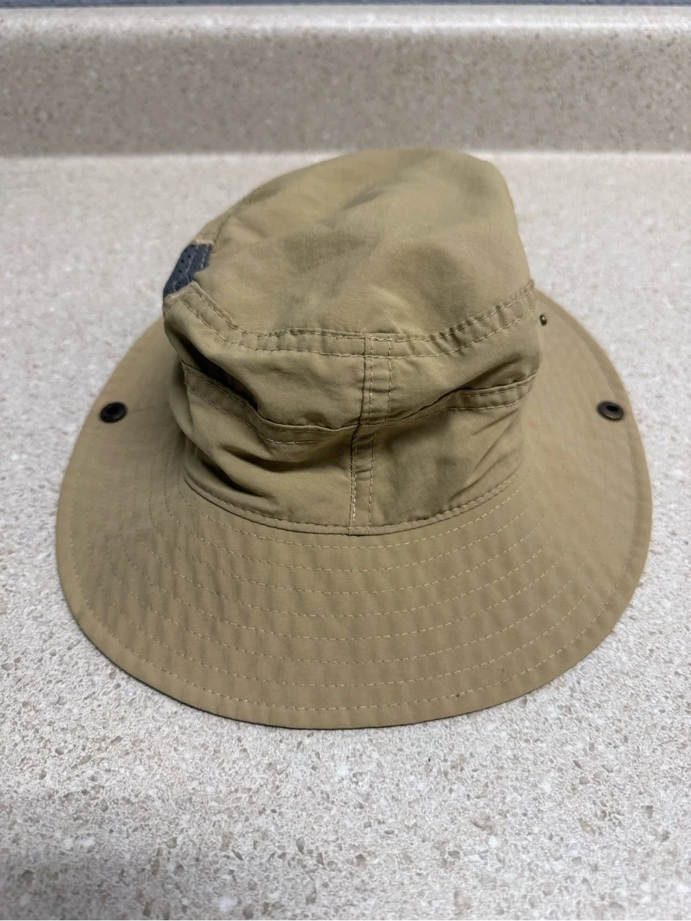 REI Tan Bucket Hat - Outdoor Sun Hat Boys Size 4Y-7Y Like New